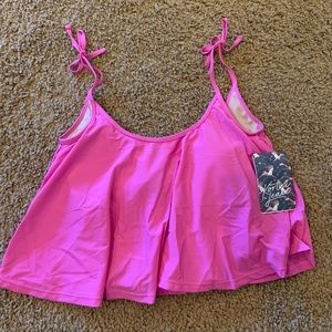 *NEW* Kortni Jeane Women’s Swing Swimsuit Top - medium